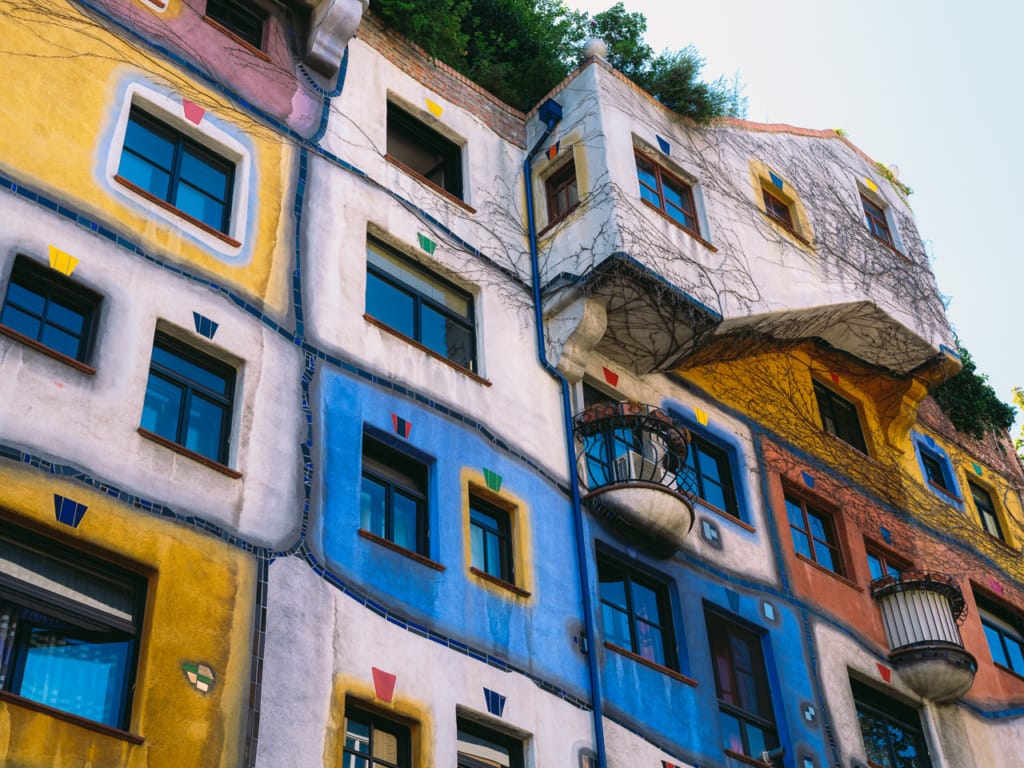 Hunderrtwasser House